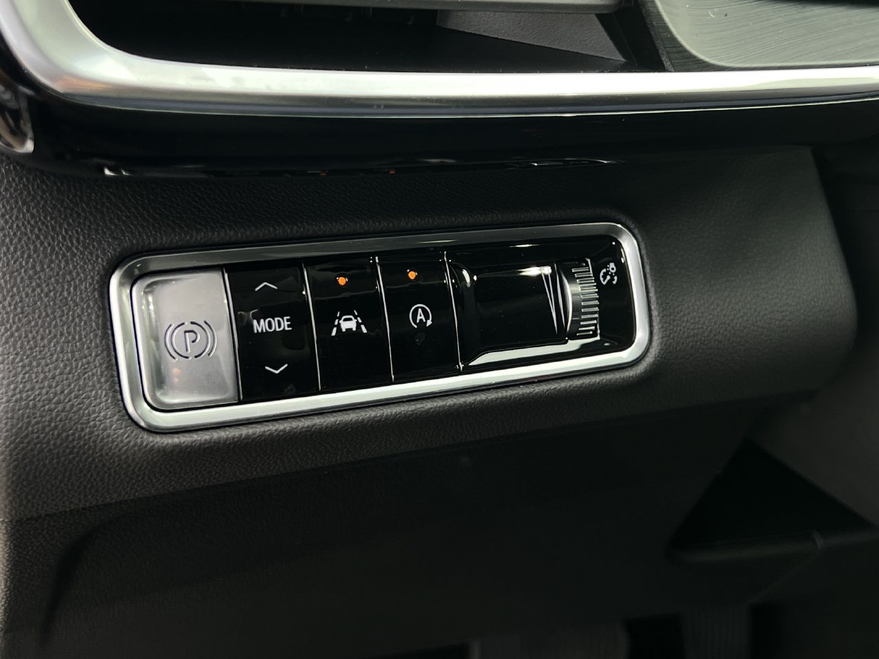 Used 2026 Buick Envision Preferred AWD/4WD image 19