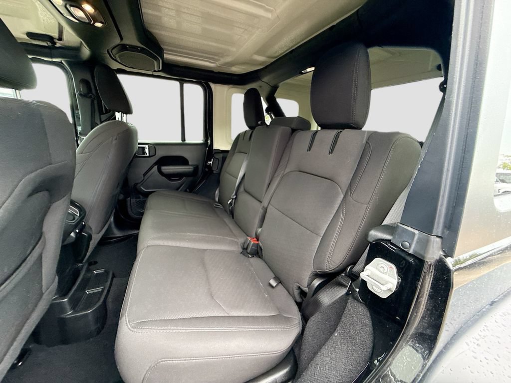 Used 2023 Jeep Wrangler Unlimited w/ Cold Weather Group AWD/4WD image 27
