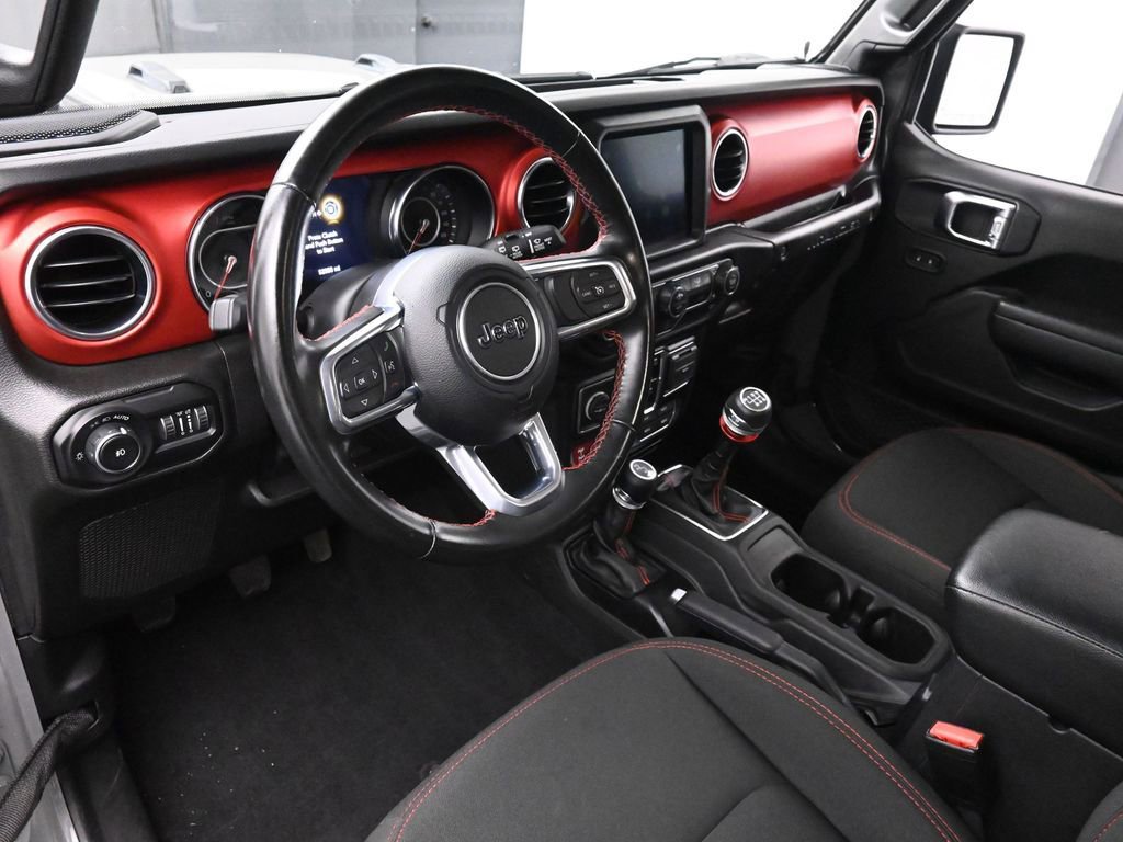 Used 2022 Jeep Wrangler Unlimited Rubicon w/ Dual Top Group AWD/4WD image 14