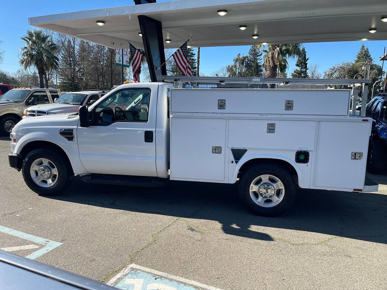 Used 2008 Ford F350 4X2 2dr Regular Cab 140.8 in. image 5
