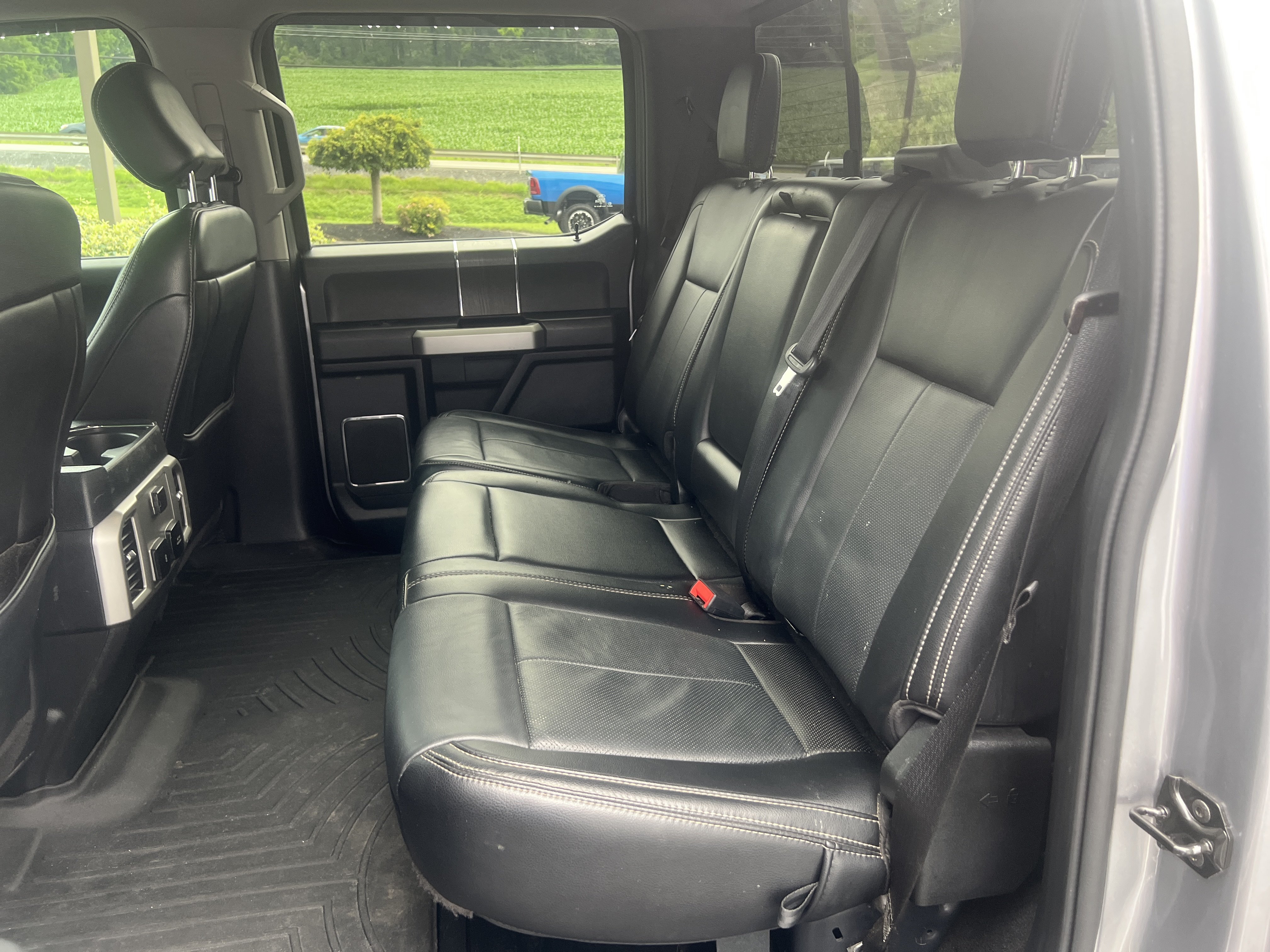 Used 2020 Ford F250 Lariat w/ Lariat Value Package AWD/4WD image 13