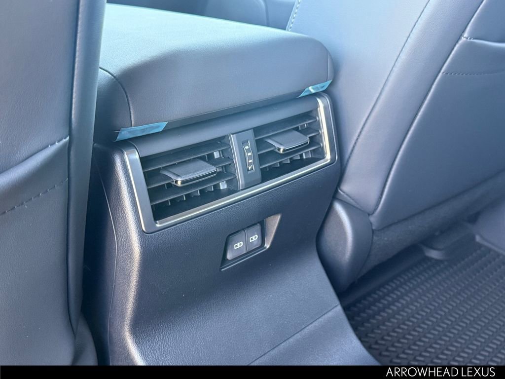 Used 2026 Lexus GX 550 AWD/4WD image 27