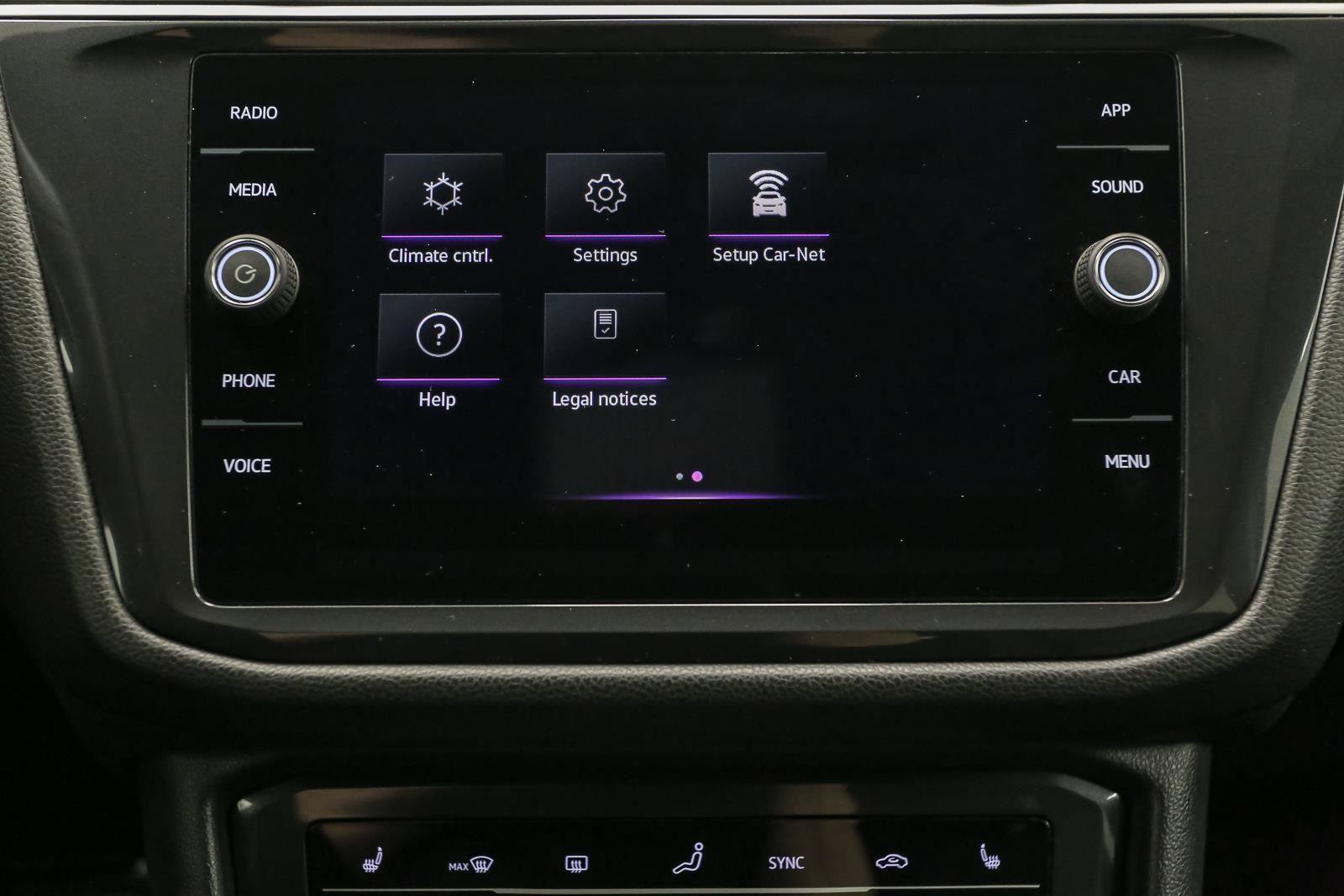 Certified 2024 Volkswagen Tiguan SE R-Line AWD/4WD image 32