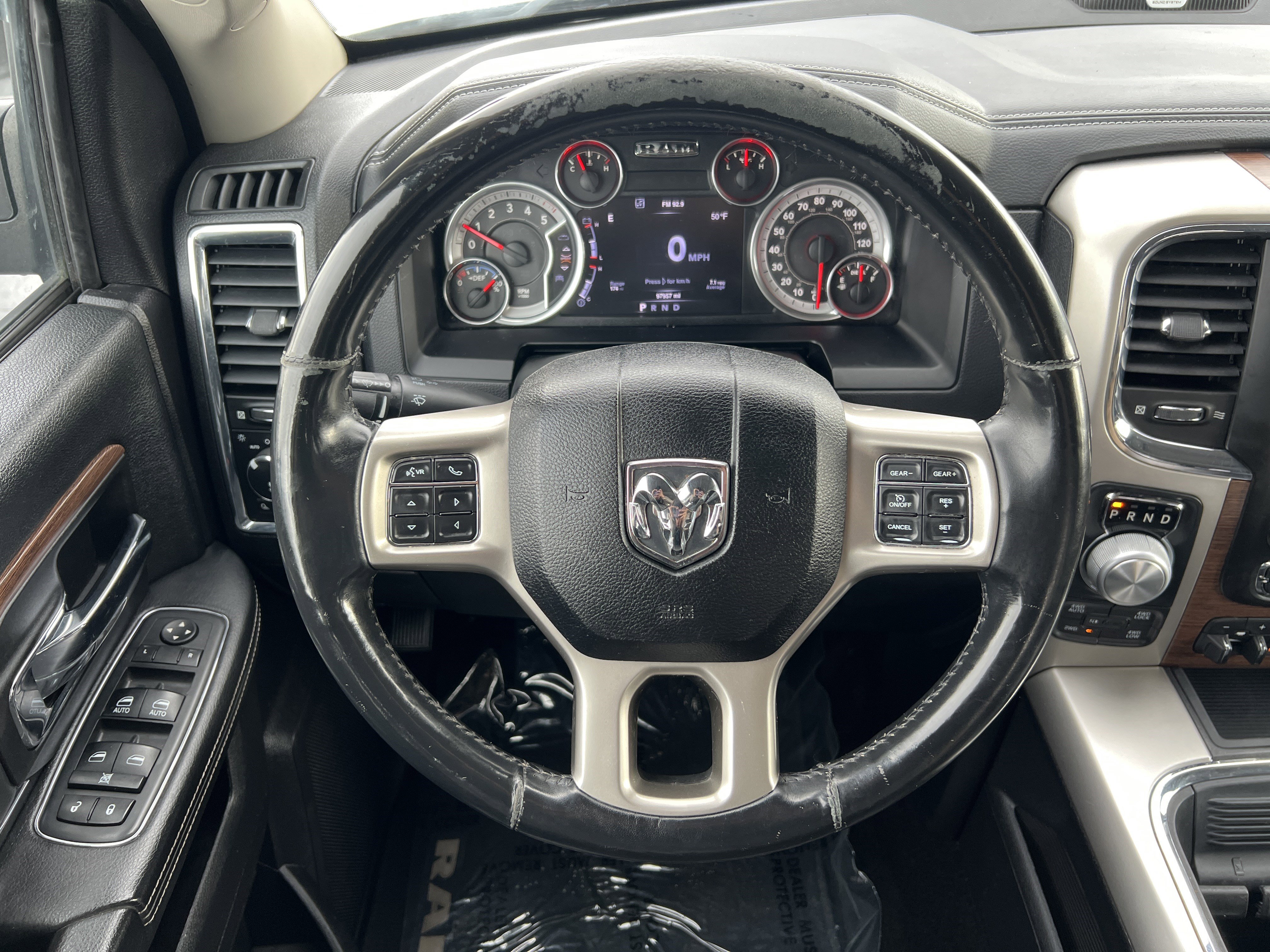 Used 2016 RAM 1500 Laramie image 26