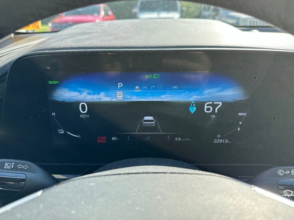 Used 2024 Kia Niro Wind w/ Wind Preserve Package FWD image 12