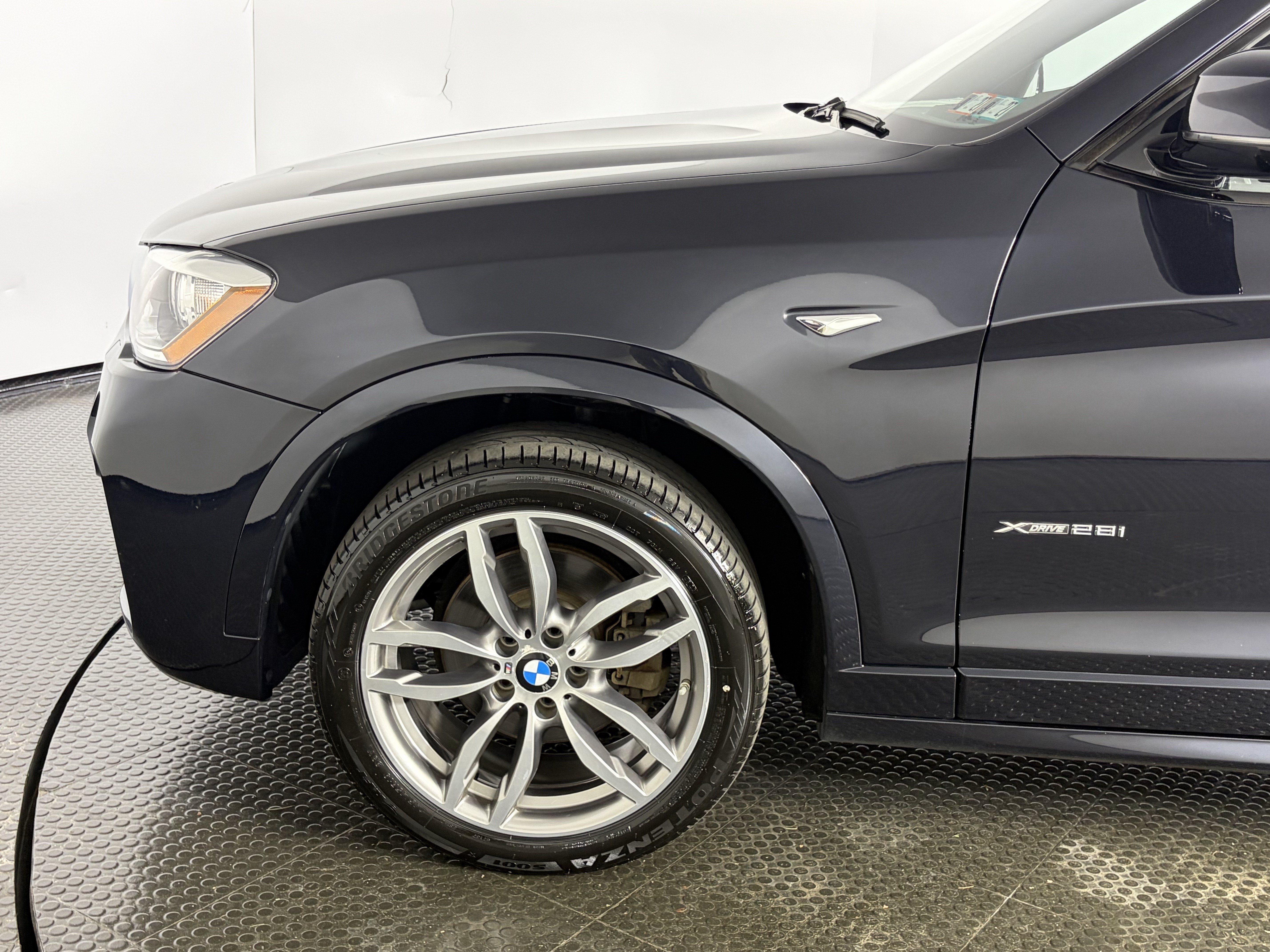 Used 2017 BMW X3 xDrive28i AWD/4WD image 8
