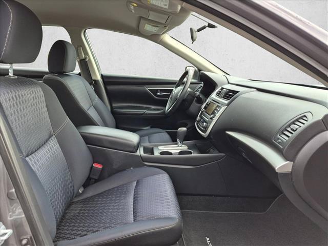 Used 2016 Nissan Altima 2.5 SV FWD image 19