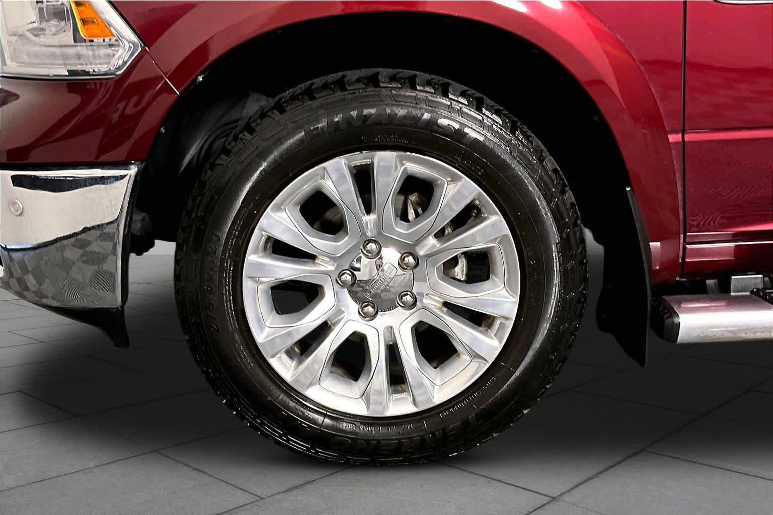 Used 2018 RAM 1500 Laramie Longhorn w/ Longhorn Southfork Package AWD/4WD image 11
