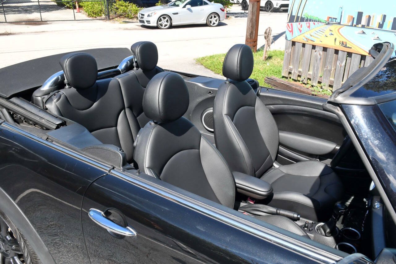 Used 2015 MINI Cooper S FWD image 34
