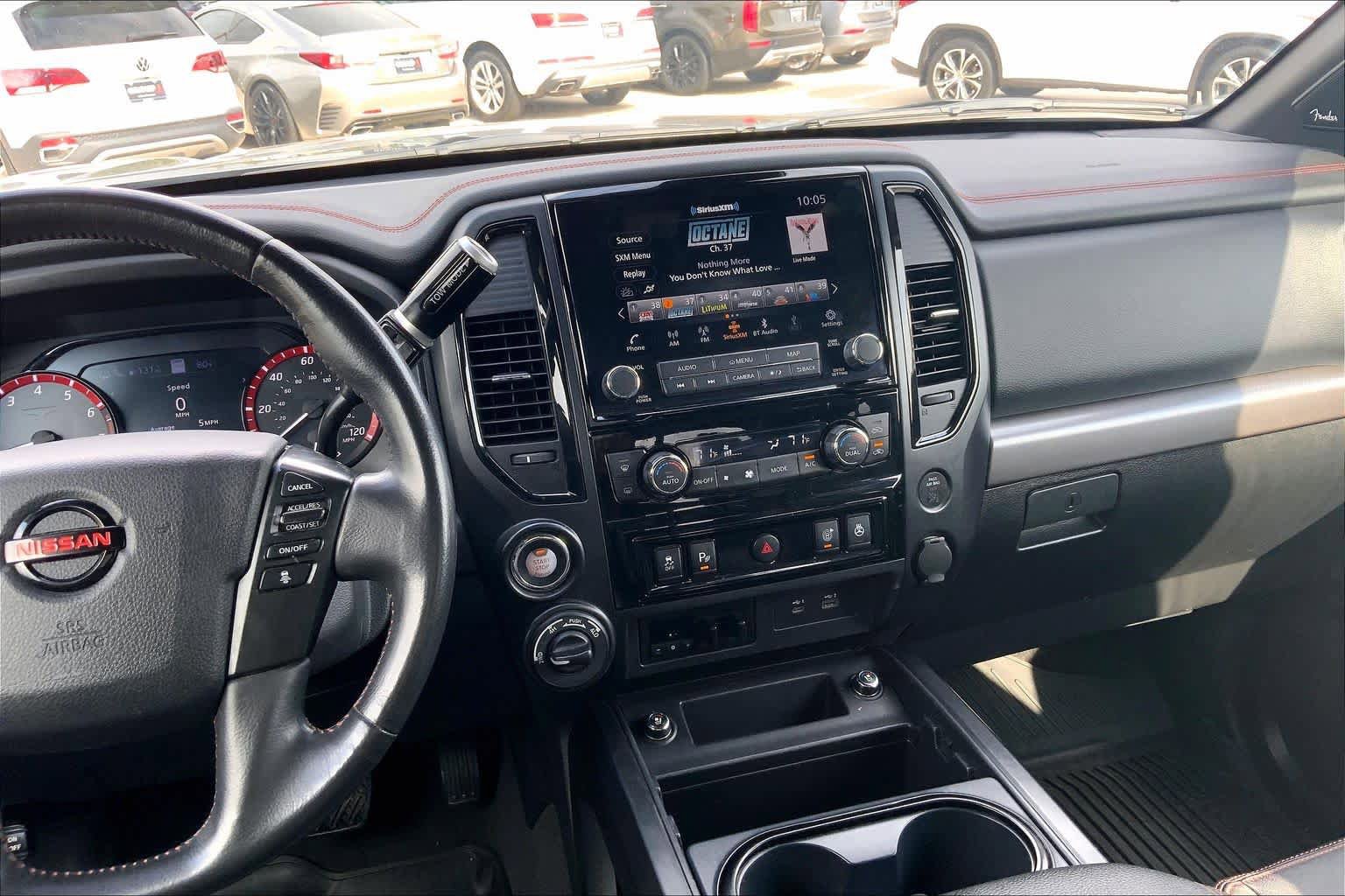 Used 2022 Nissan Titan PRO-4X w/ Pro-4x Convenience Package image 7