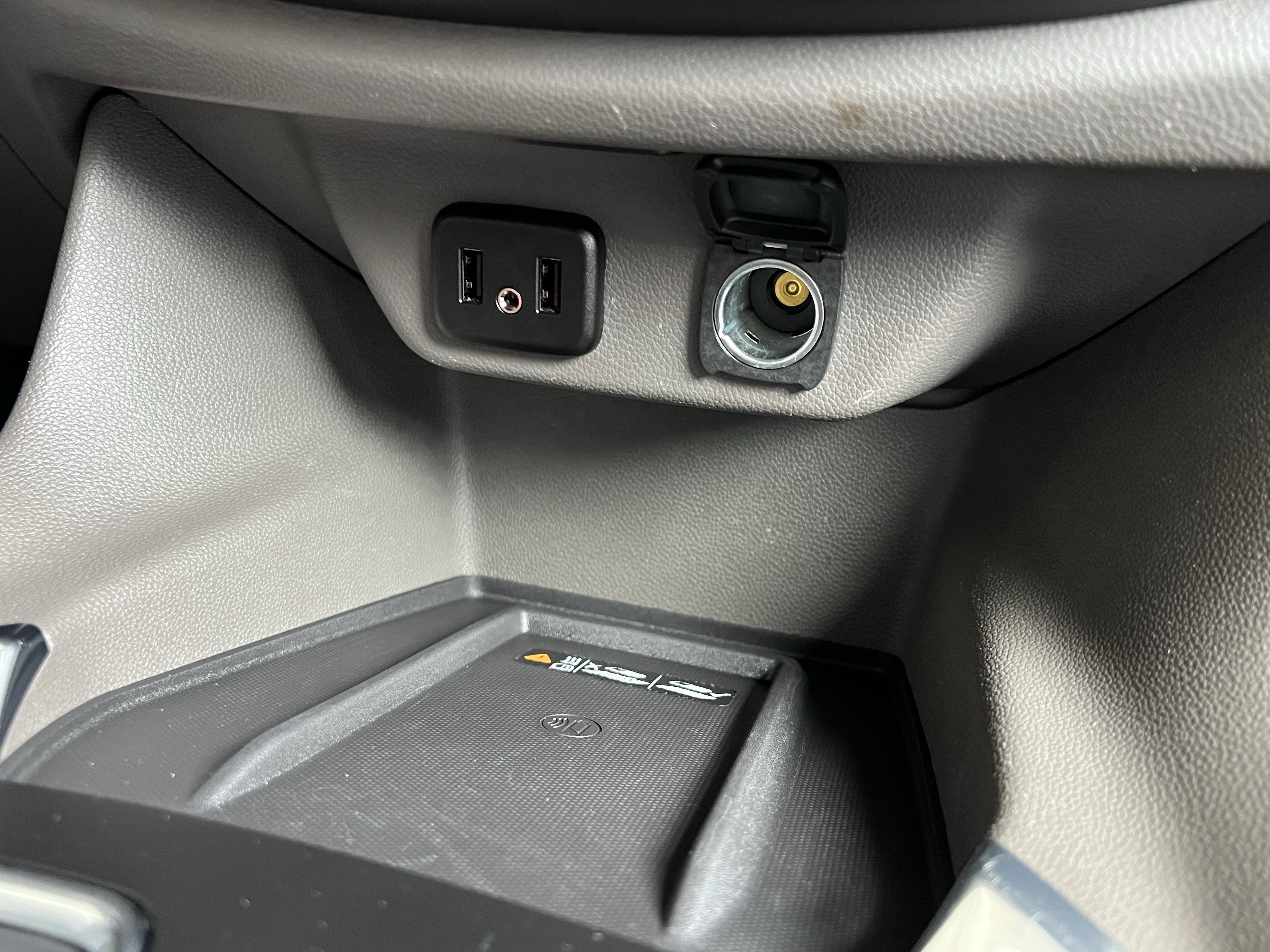 Used 2019 Chevrolet Traverse Premier AWD/4WD image 28