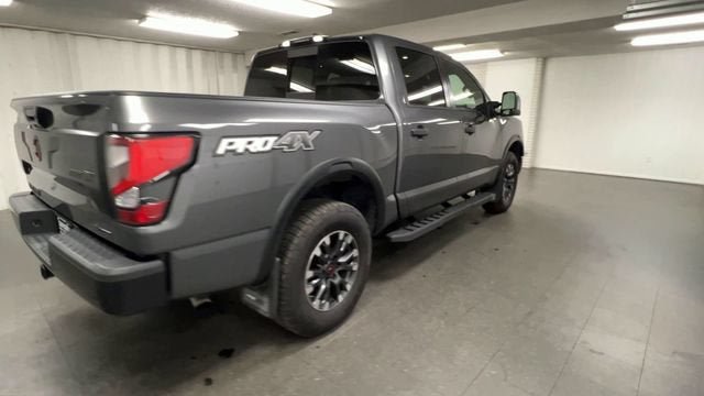 Used 2024 Nissan Titan PRO-4X w/ Pro-4x Convenience Package AWD/4WD image 8