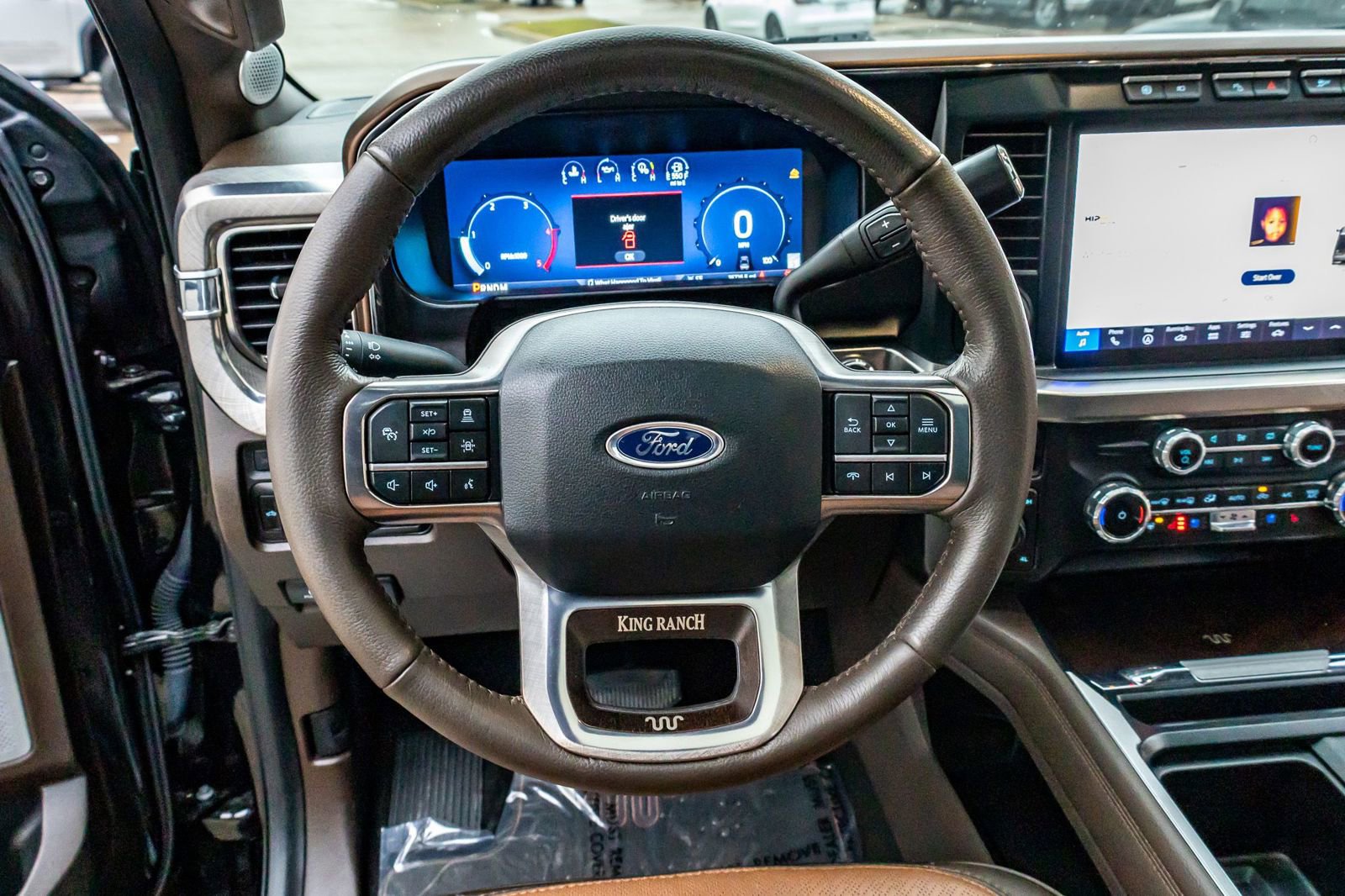 Used 2024 Ford F350 King Ranch w/ Chrome Package image 19