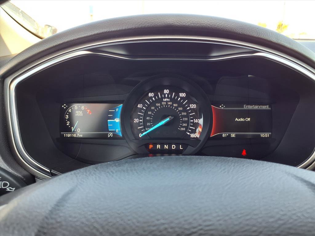Used 2020 Ford Fusion SE image 15