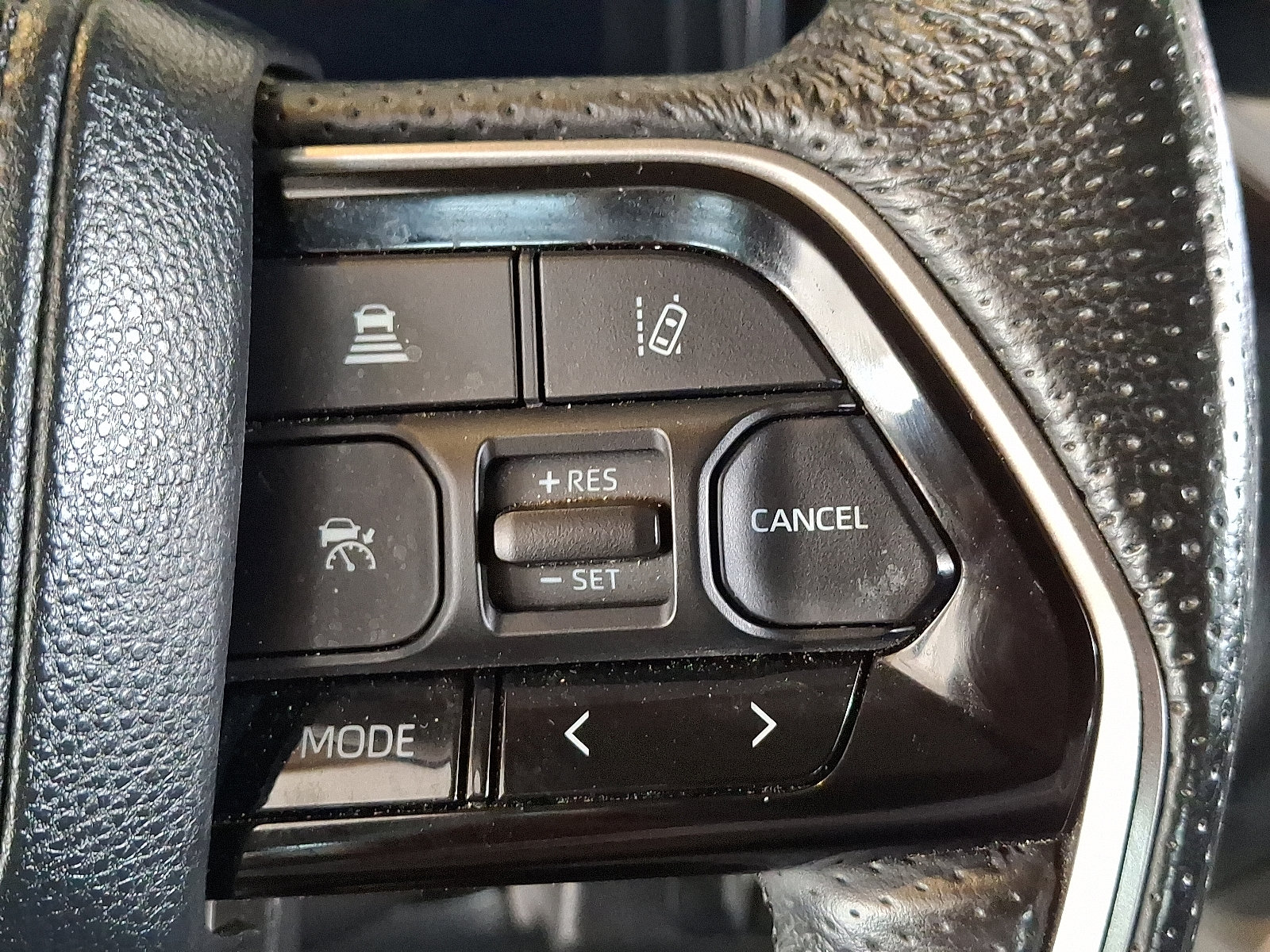 Used 2024 Toyota Tundra Limited AWD/4WD image 20