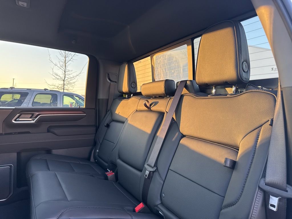 New 2026 GMC Sierra 2500 Denali w/ Denali Reserve Package image 33