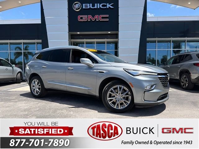 Used 2023 Buick Enclave Essence w/ Experience Buick Package