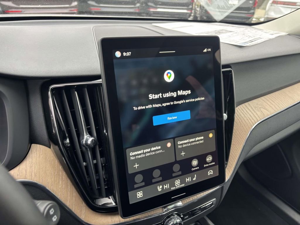 New 2026 Volvo XC60 B5 Plus w/ Protection Package Premier image 19