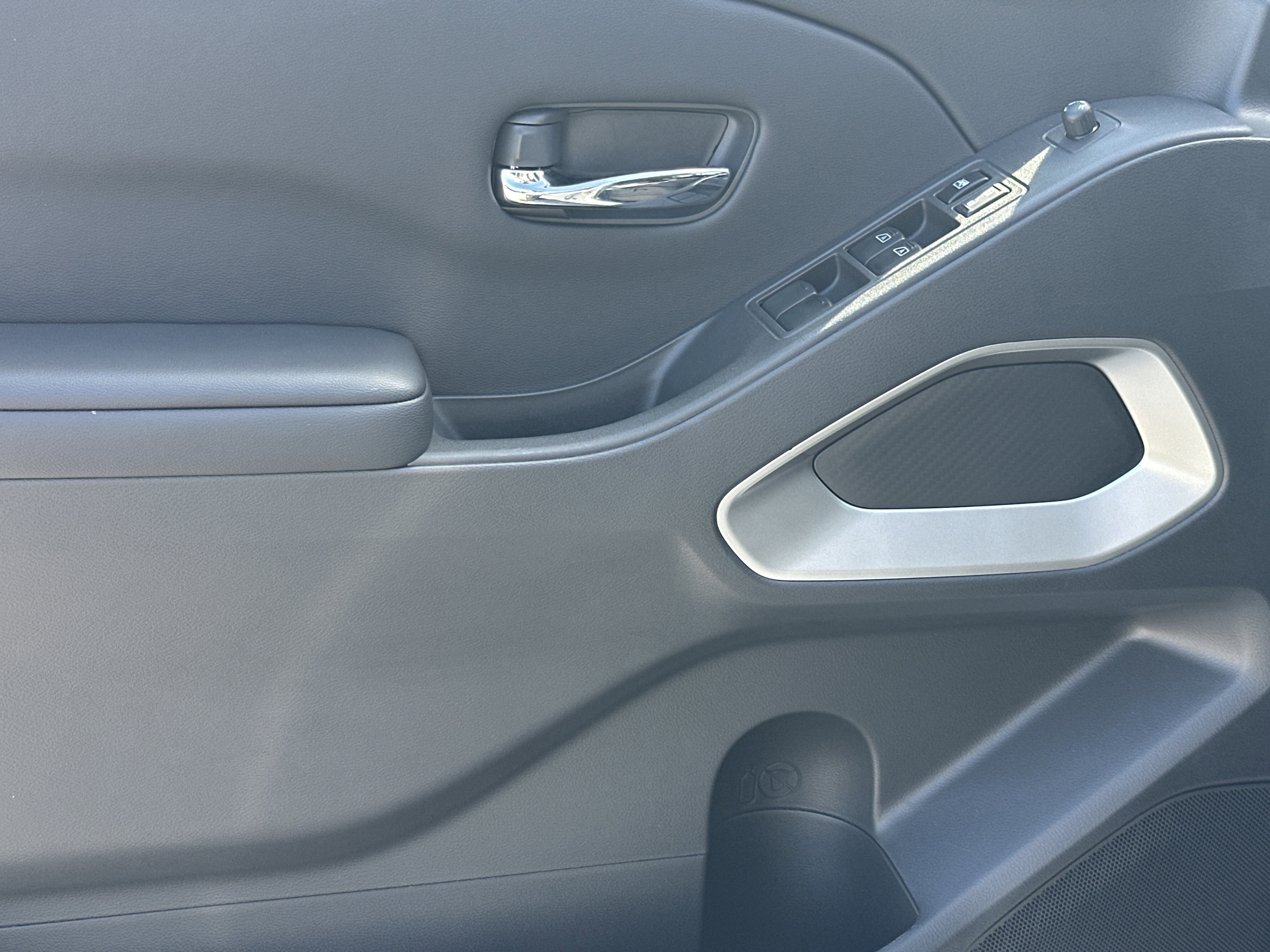 New 2026 Nissan Frontier SV w/ Tow Package image 10