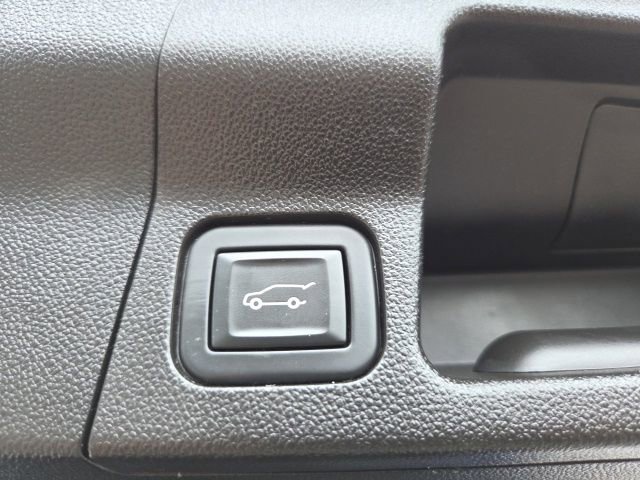 Used 2023 GMC Acadia SLT w/ Preferred Package image 63