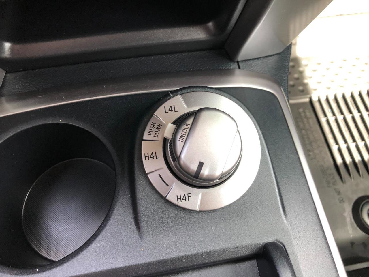 Used 2019 Toyota 4Runner Limited AWD/4WD image 28
