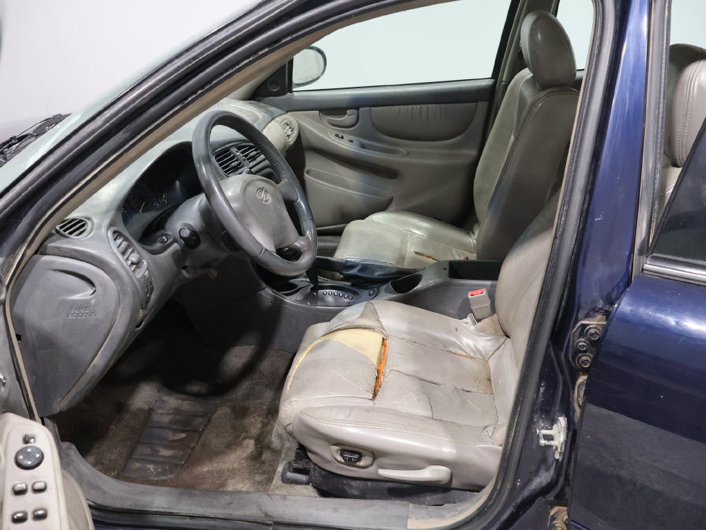 Used 2004 Oldsmobile Alero GLS w/ Sun And Sound Package FWD image 16