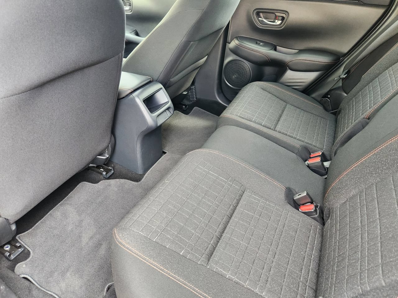 Used 2025 Honda HR-V Sport image 29