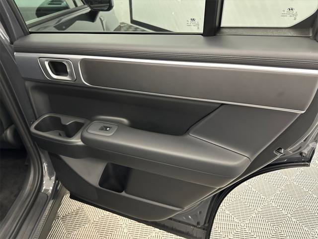 New 2026 Hyundai Santa Fe SE image 16