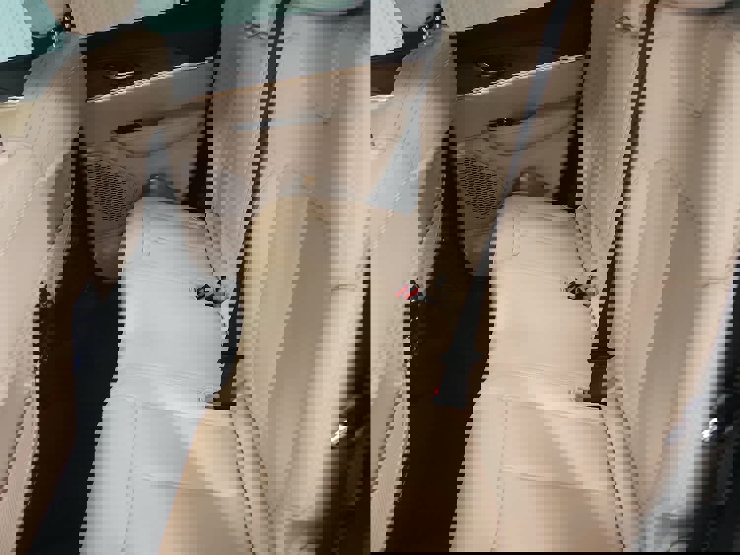 Used 2024 Jeep Grand Cherokee Limited w/ Black Appearance Package image 32