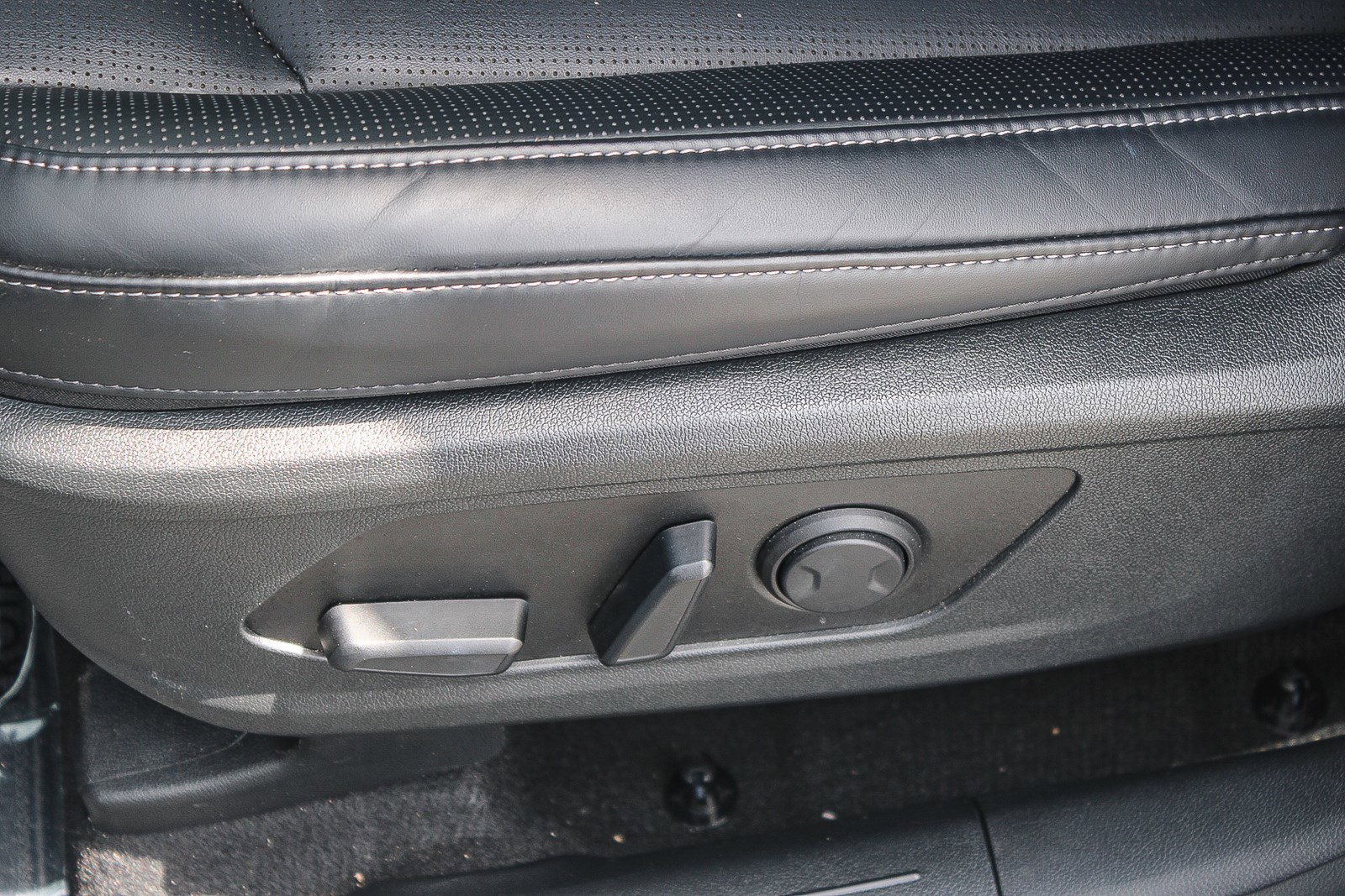 Used 2025 Kia Sorento EX AWD/4WD image 22