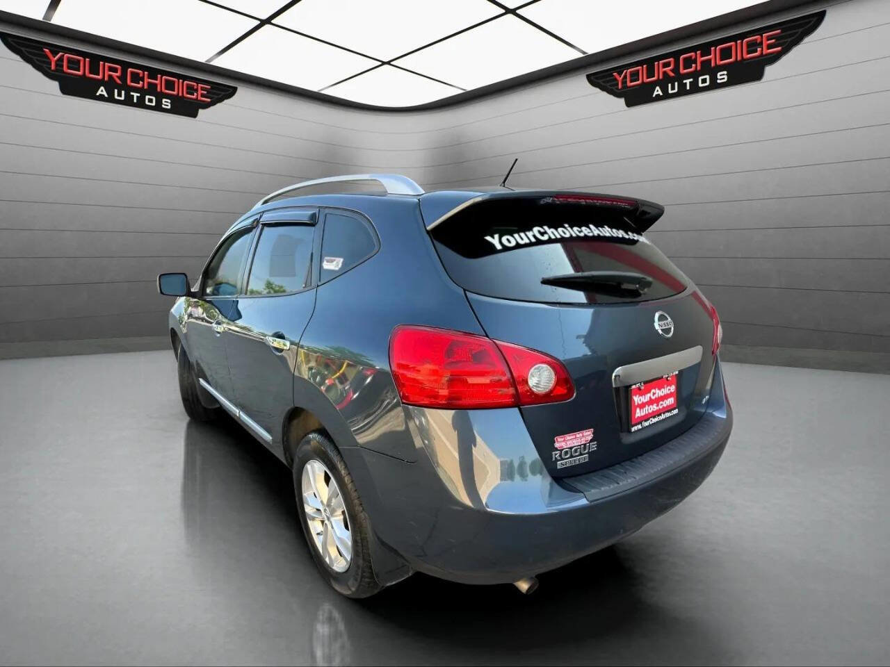 Used 2015 Nissan Rogue S w/ Convenience Package image 3