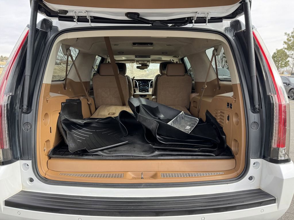 Used 2016 Cadillac Escalade ESV Platinum image 9