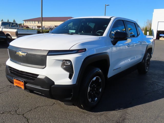 Used 2024 Chevrolet Silverado EV W/T image 3