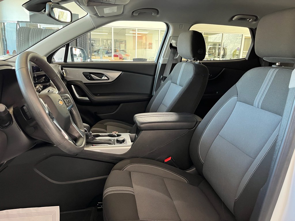 Used 2024 Chevrolet Blazer LT w/ Convenience Package image 13