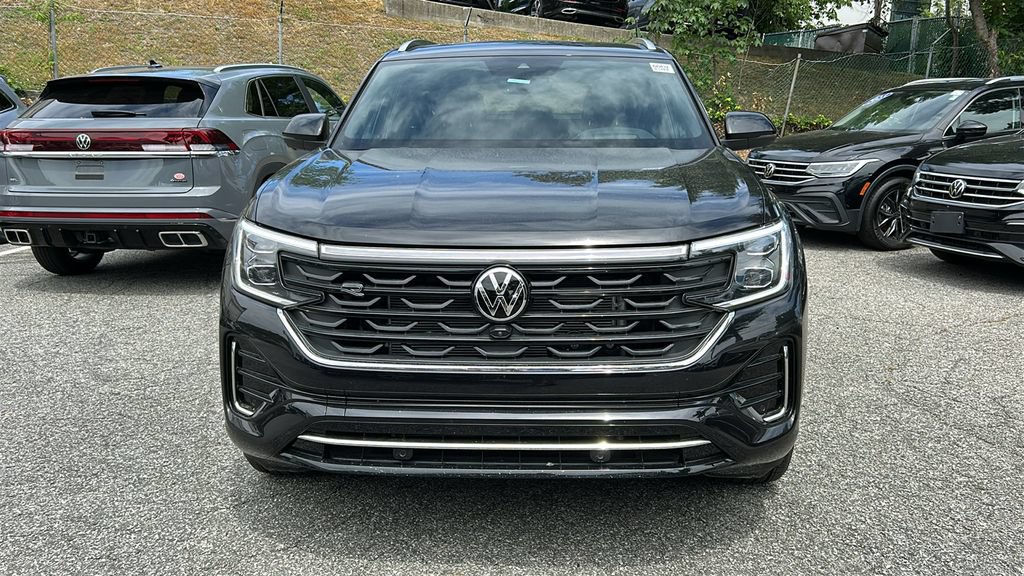 Used 2026 Volkswagen Atlas Cross Sport SEL Premium R-Line AWD/4WD image 2