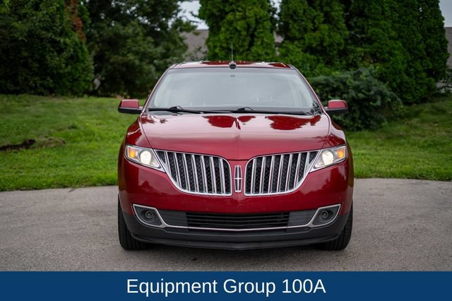 Used 2015 Lincoln MKX FWD image 2