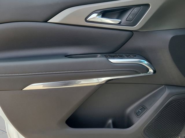 New 2026 Chevrolet Traverse LT image 15