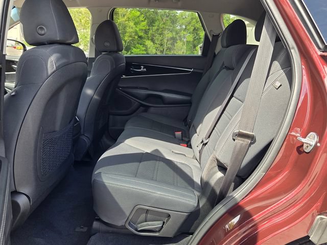 Used 2019 Kia Sorento AWD V6 image 10