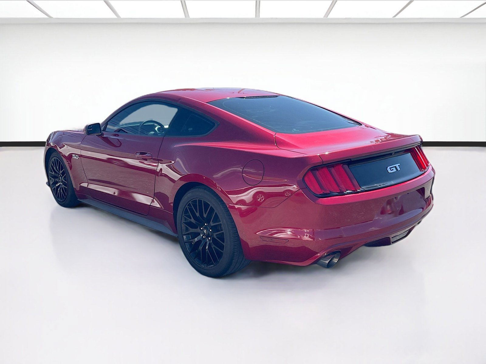 Used 2015 Ford Mustang GT w/ GT Performance Package RWD image 6