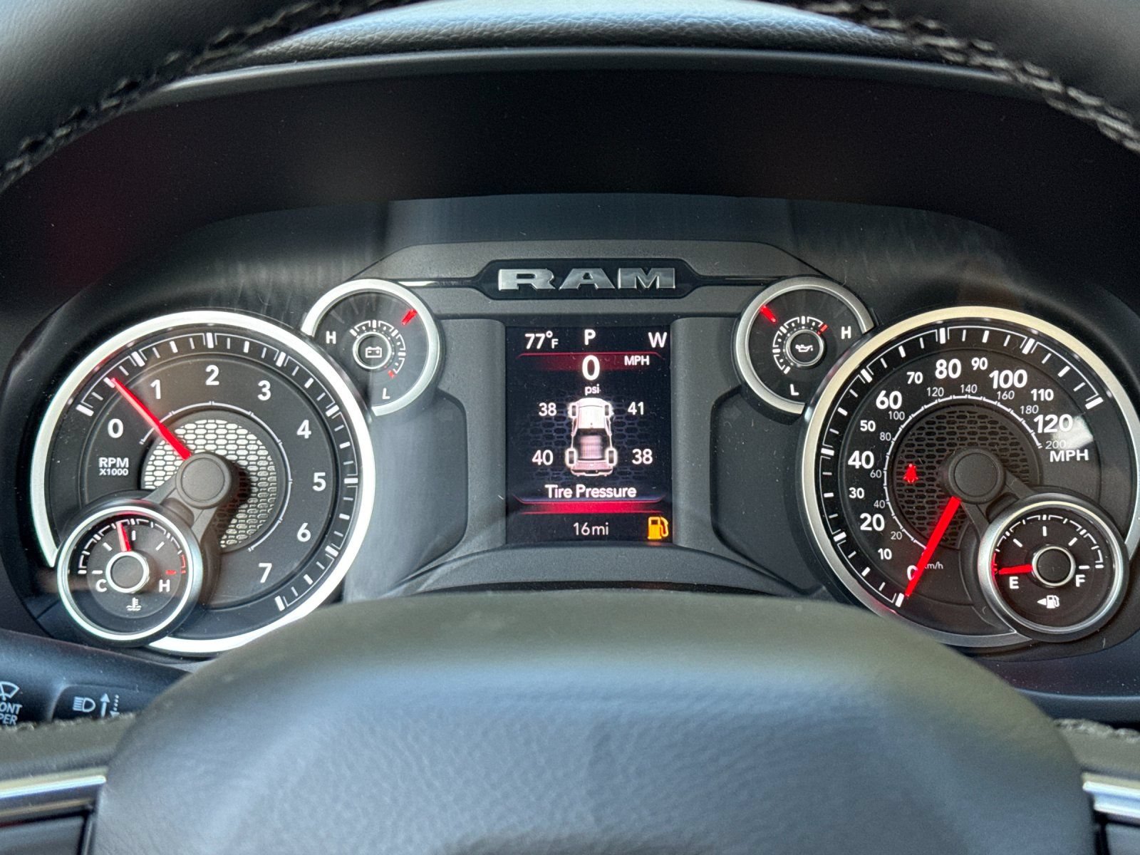 New 2026 RAM 1500 Big Horn AWD/4WD image 23