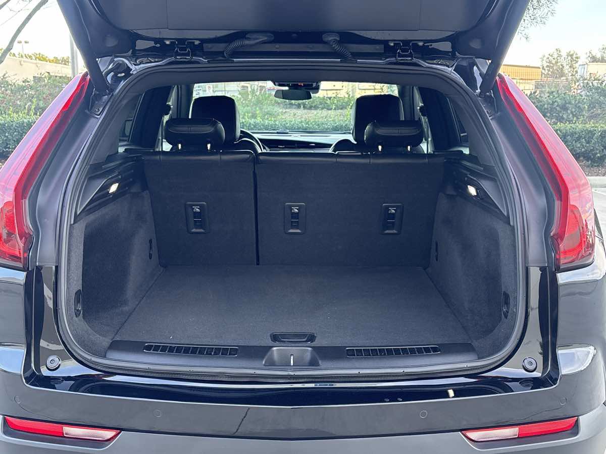 Used 2019 Cadillac XT4 Premium Luxury image 10