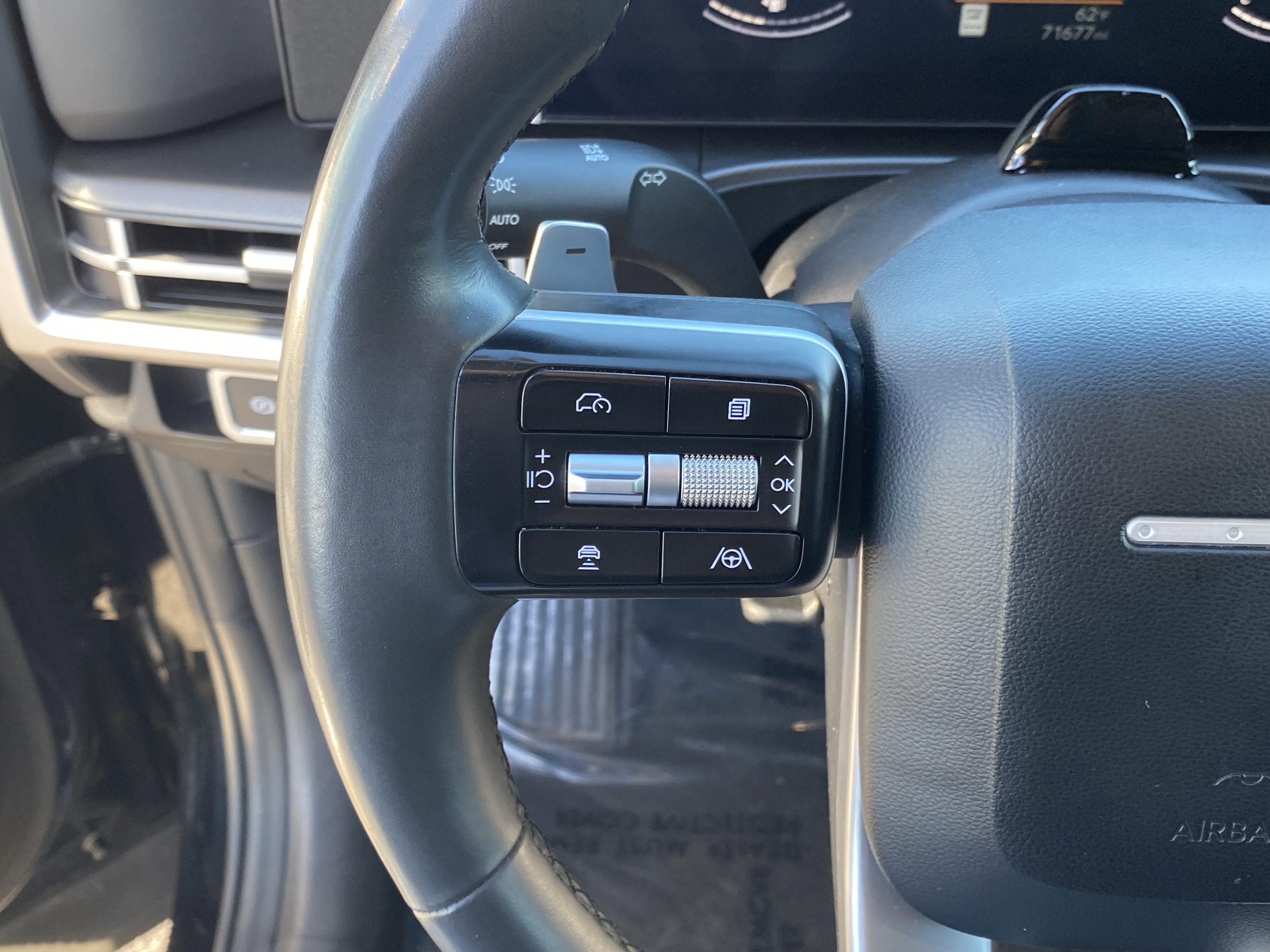 Used 2024 Hyundai Santa Fe SEL image 27