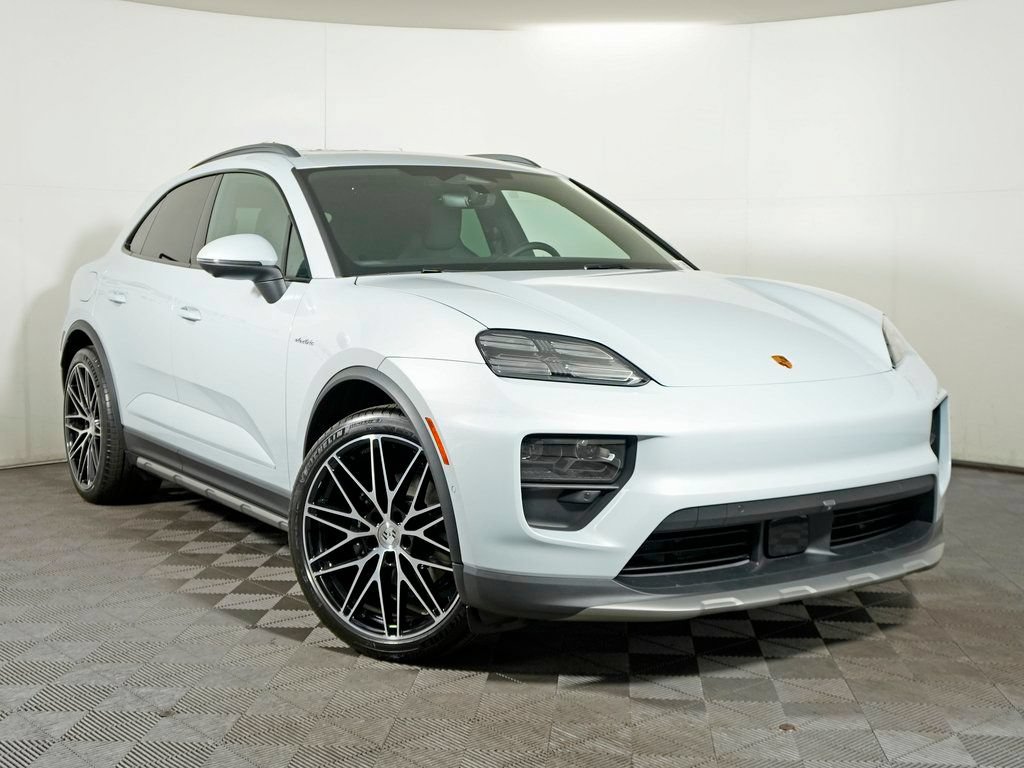 Certified 2026 Porsche Macan 4 Electric AWD/4WD image 9