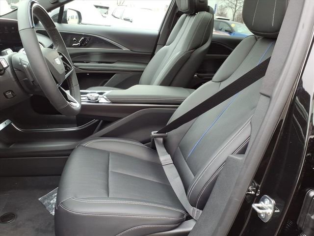 New 2026 Cadillac Lyriq Sport w/ LPO, Floor Liner Package AWD/4WD image 5