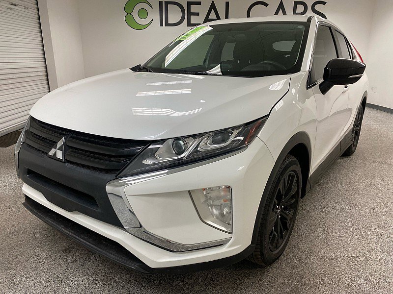 Used 2020 Mitsubishi Eclipse Cross LE image 1