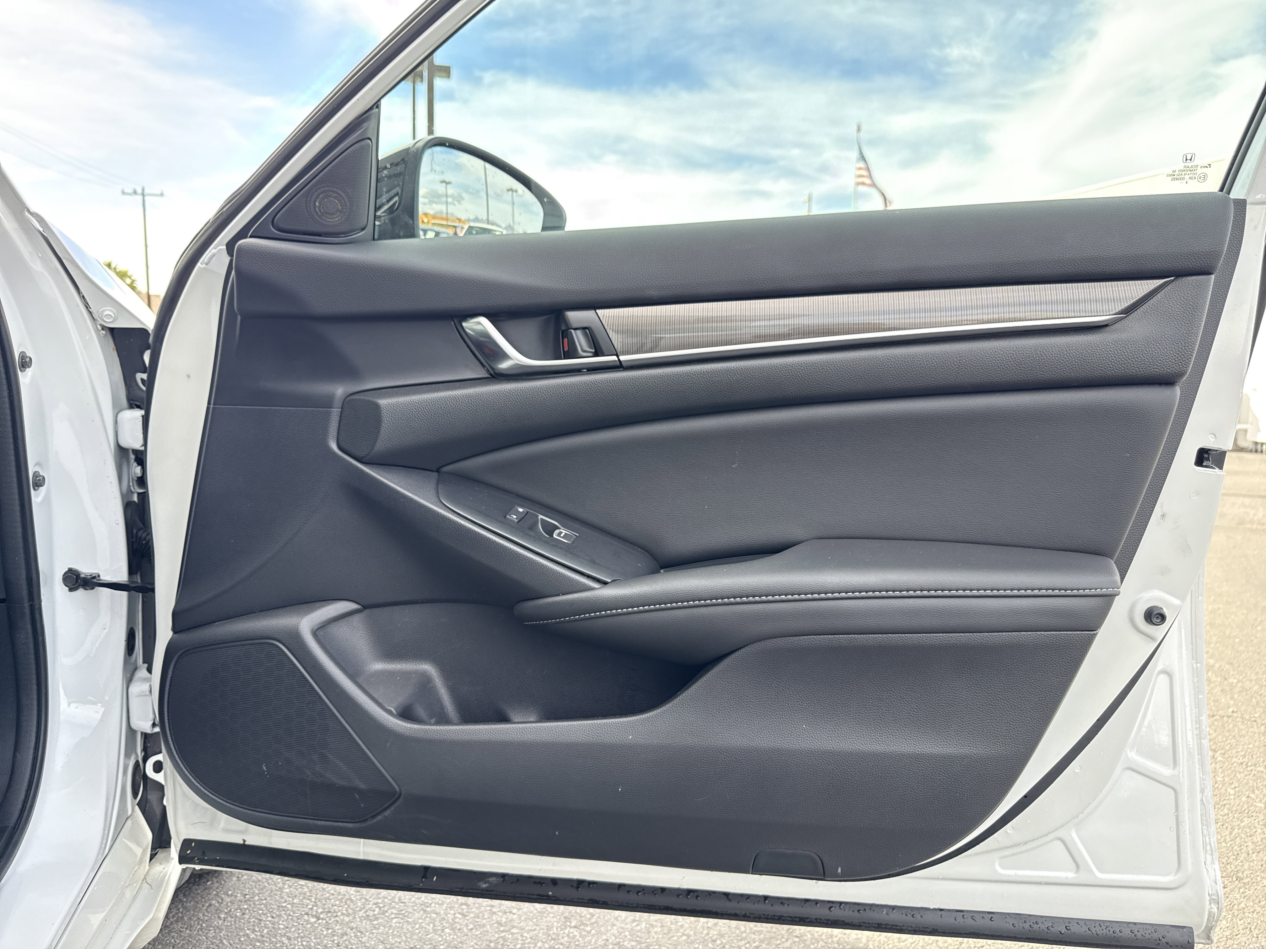 Used 2022 Honda Accord Sport image 33