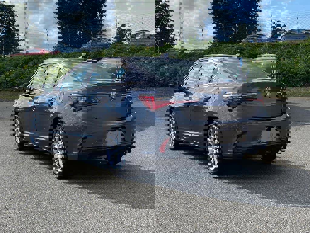 Used 2019 Acura ILX image 3