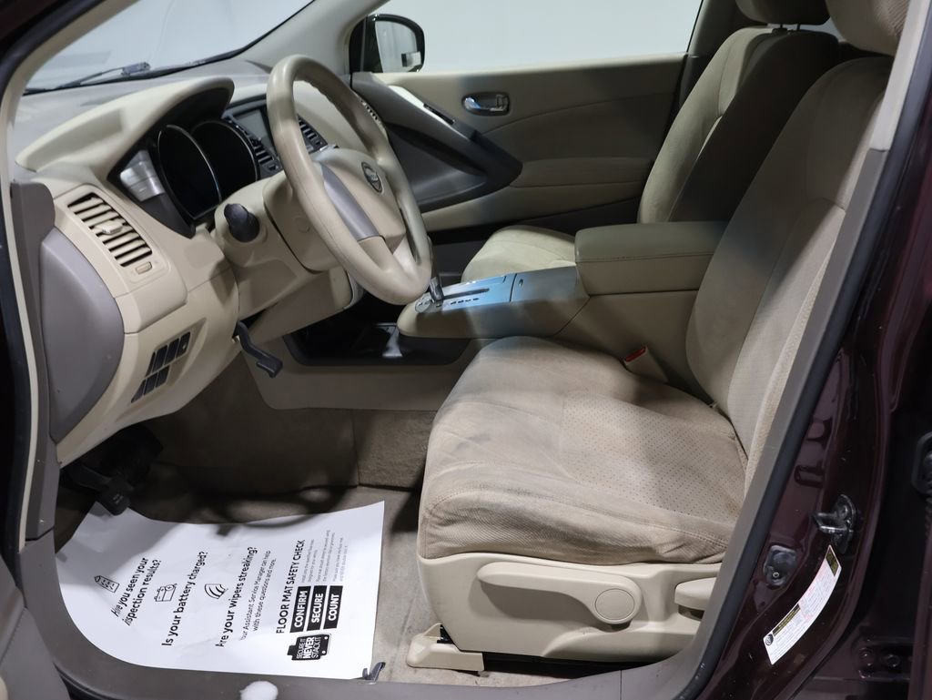 Used 2013 Nissan Murano S image 11