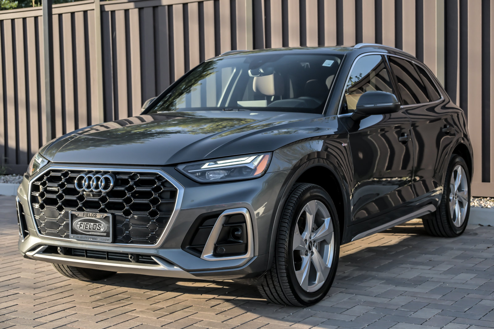 Used 2022 Audi Q5 2.0T Premium Plus w/ Premium Plus Package AWD/4WD image 5