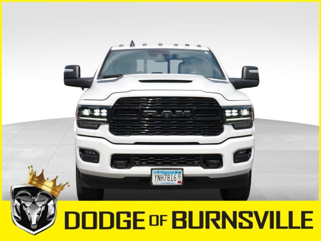 Used 2023 RAM 3500 Limited AWD/4WD image 2